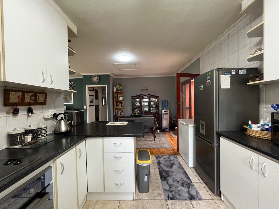 3 Bedroom Property for Sale in Soneike Western Cape